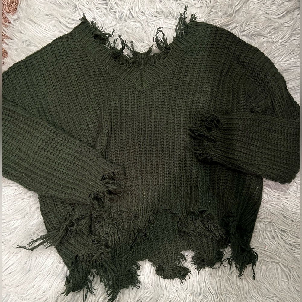 Women’s Green cropped sweater